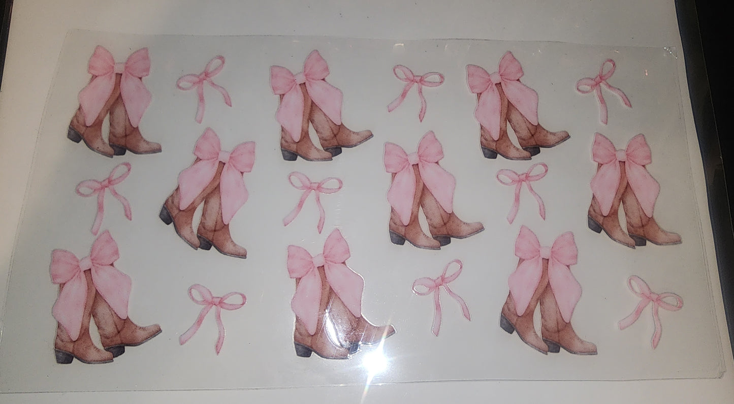 Boots and bows cup wrap