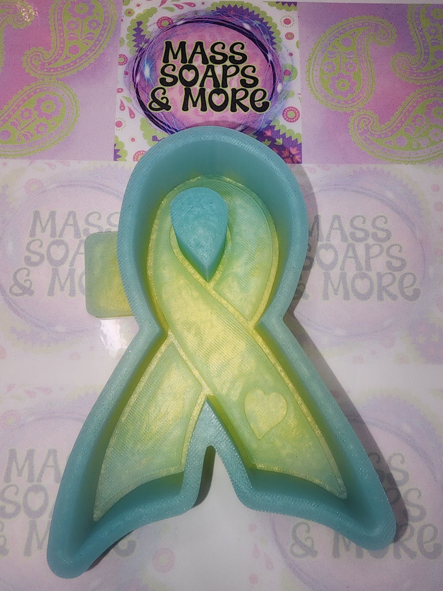 Ribbon mold