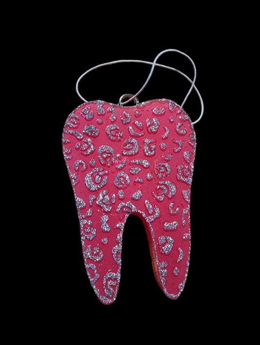 Pink Tooth