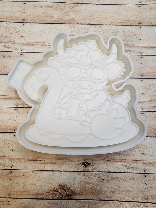 Cow on float freshie mold