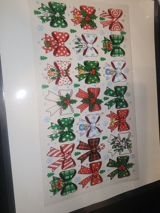 16 oz Christmas bows wrap